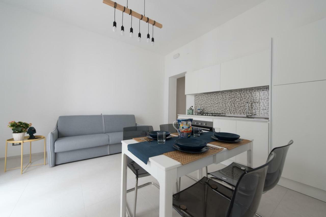 Laurus Apartments Trapani Exteriör bild