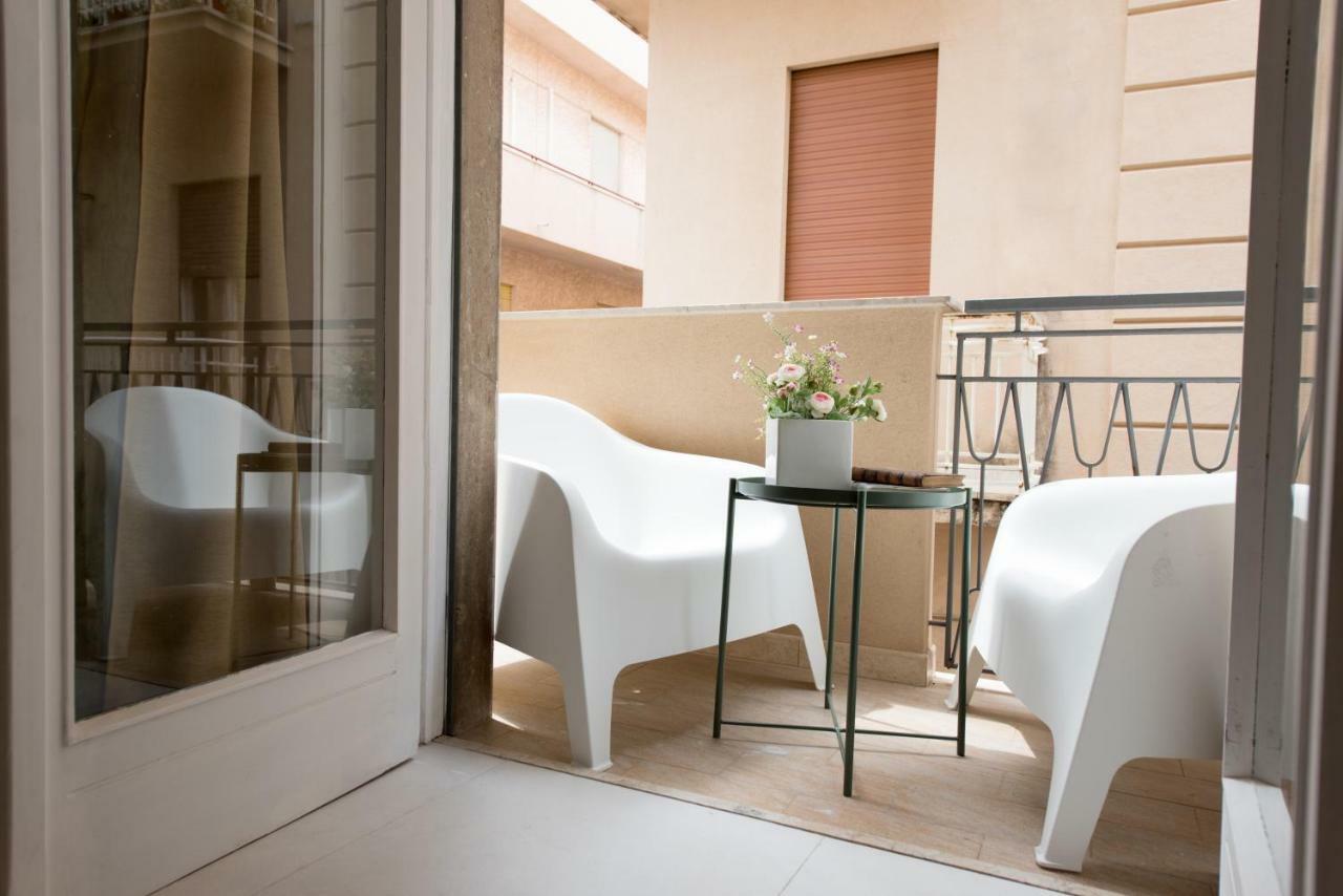 Laurus Apartments Trapani Exteriör bild